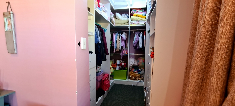 4 Bedroom Property for Sale in Cashan North West